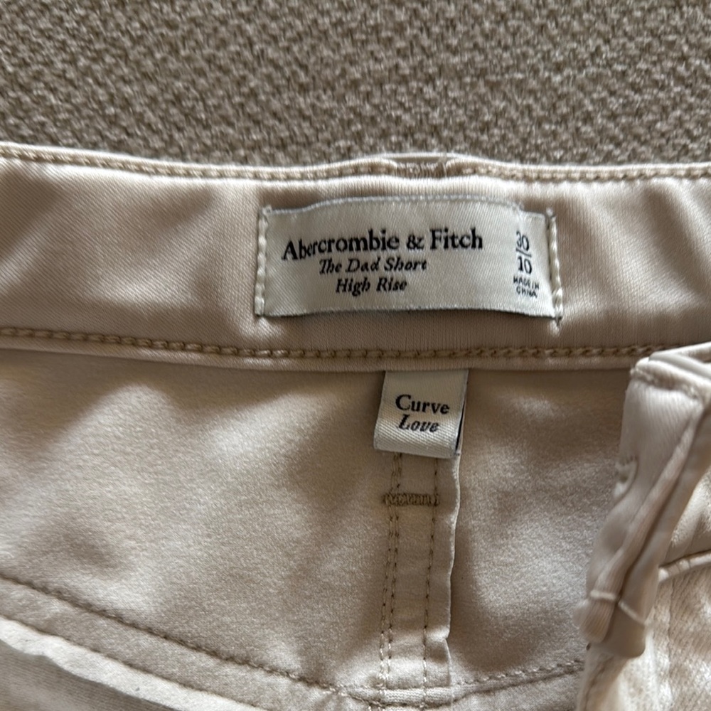 Abercrombie & Fitch White Women's Shorts - Picture 4 of 5